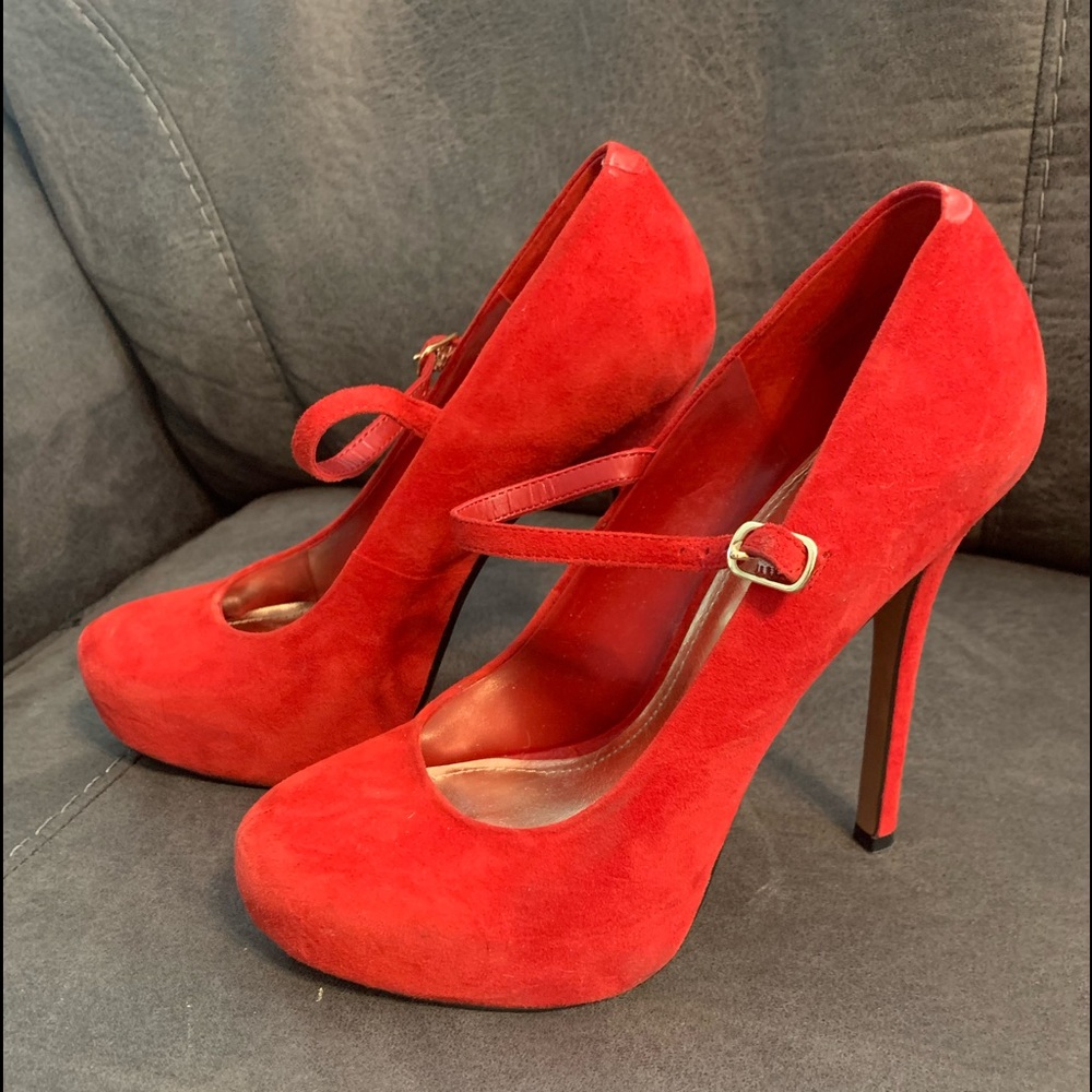 Wild Pair Red Heels Sz 7.5
